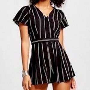 Xhilaration Short Sleeve Striped Romper